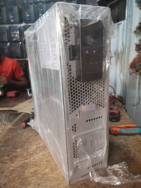 APC SMART UPS 1500va pur sine wave UPS 1