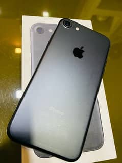 Iphone 7 256gb with box PTA Approved