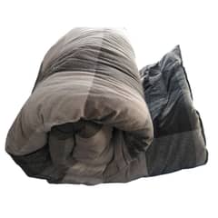 KING SIZE FILLED COMFORTER EXPORT QUALITY