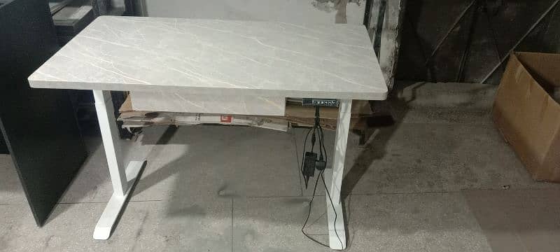 Electric table/height adjustable table/standing desk 4