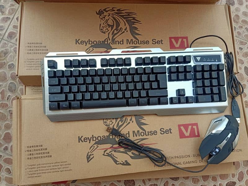 Gaming Keyboard With Mouse, Aluminum Alloy surface, Multicolor RGB 0