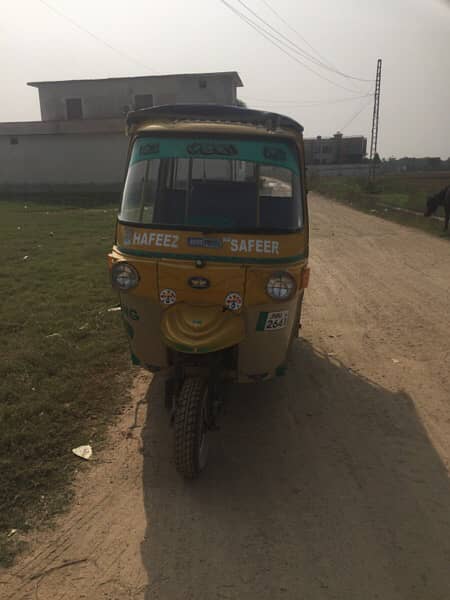 road prince auto 6 seater rikshaw for sale tyre engine excellent 2