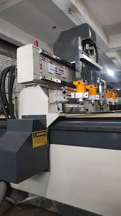 CNC Wood Machine / Laser Cutting Machine 9