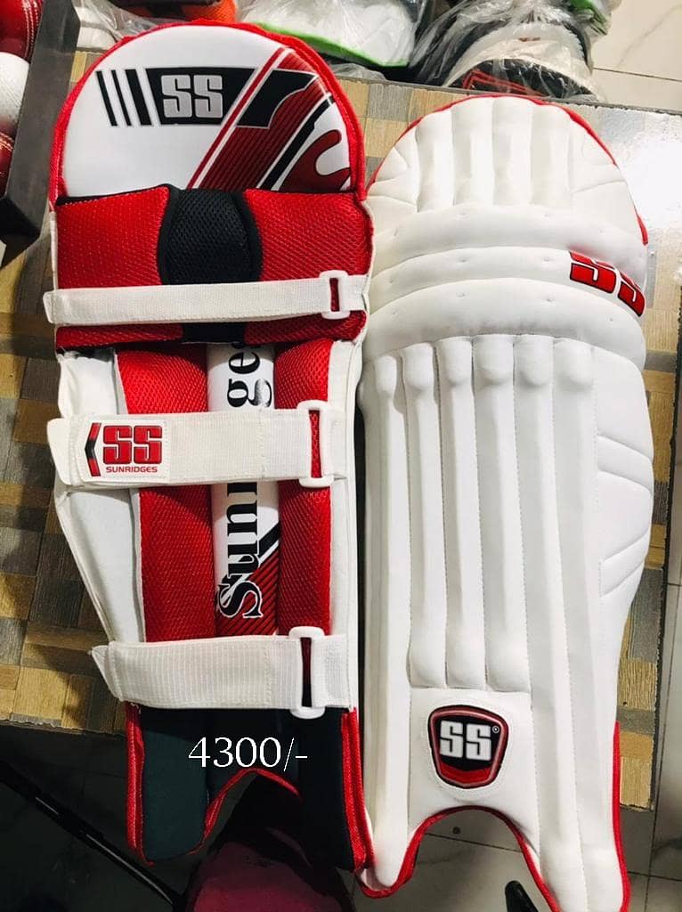 cricket pads 9