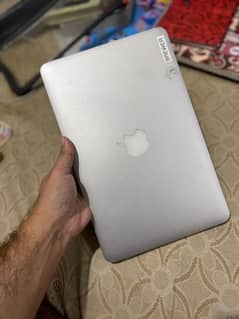 Apple MacBook 0