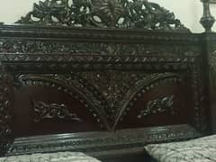 Chinuti wooden bed dresing 0/3/2/0/7/8/6/5/5/5/1