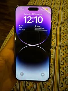 IPhone 14 Pro Max 256gb D. purple like new in mercantile warranty