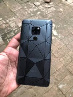 huawei mate 20  4 128 final 35k  pta approved with charger pubg king