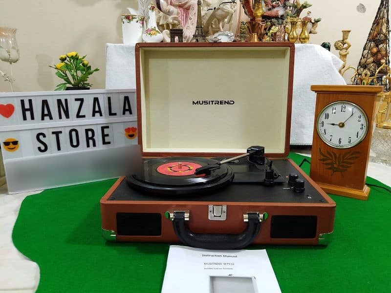 vintage turntable gramophone venyl record player 0