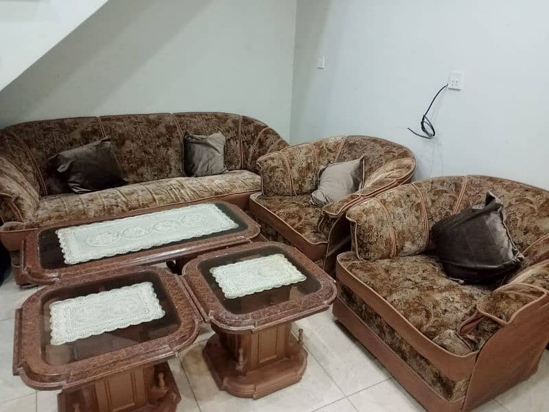 Sofa set with 3 tables 2