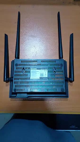 Dlink DIR-853 AC1300 MU-MIMO Wi-Fi Gigabit Router modem (03315333422) 1