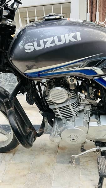 suzuki GD 110S 3