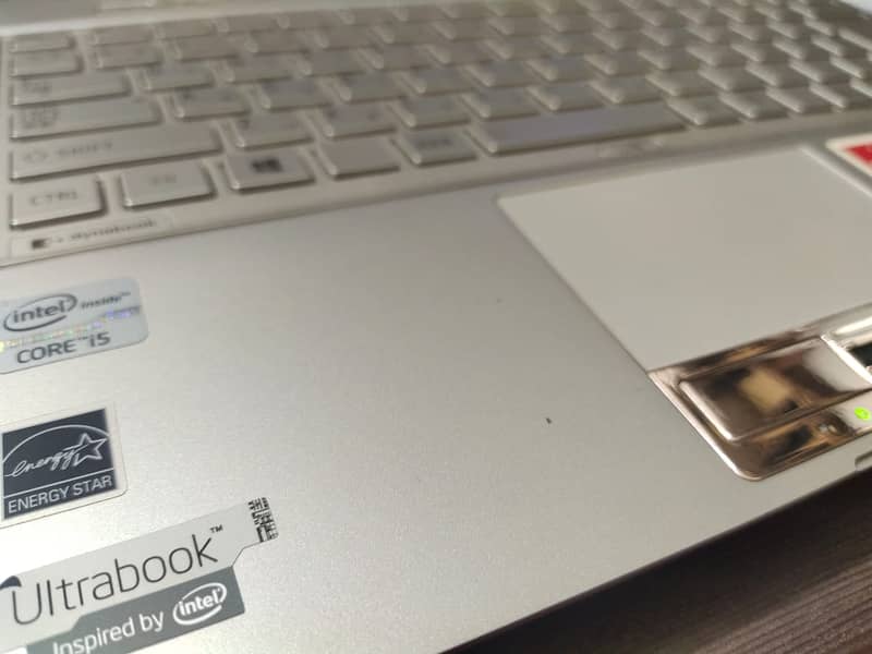 **Toshiba Dynabook R632 - Slim & light weight Laptop** 5