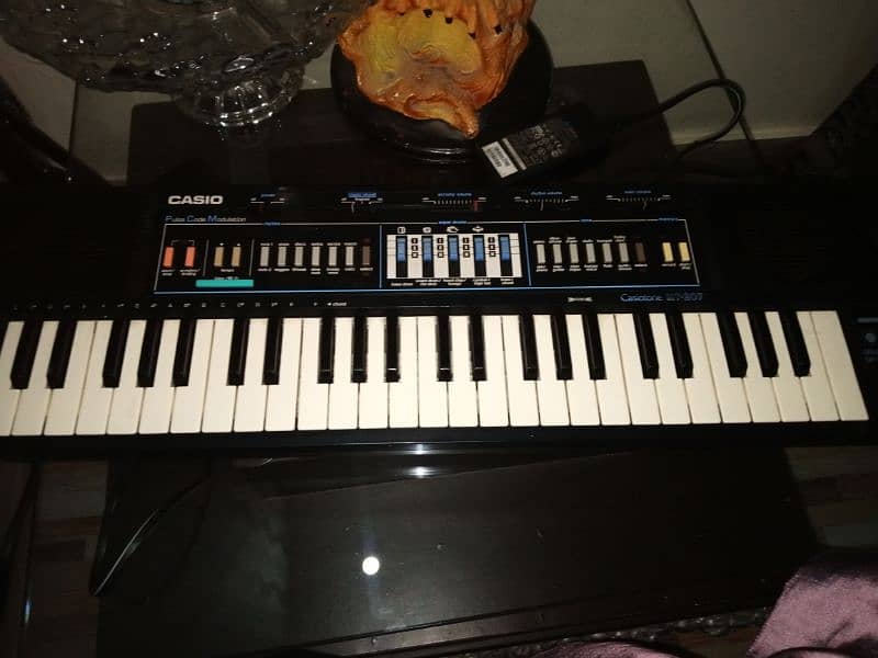 Piano Casio Japan Casiotone MT 207. 0