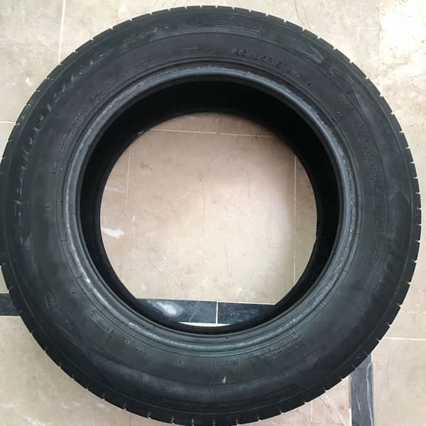 Dunlop 195/65/15 Running tyre for sale 1