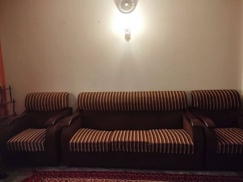 Orignal molty foam sofa set Seven seater 4