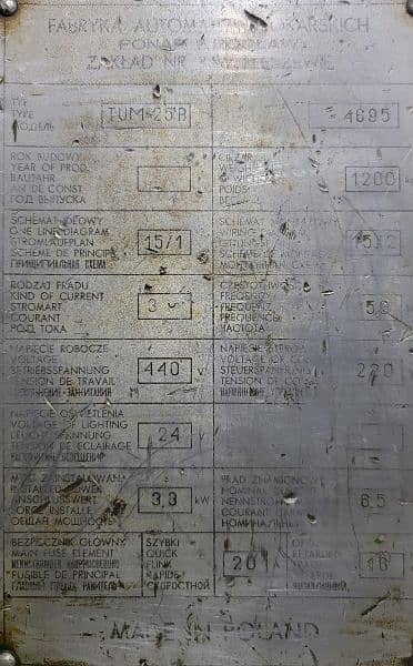 Lathe Machine (Made In Poland) 6 foot 5