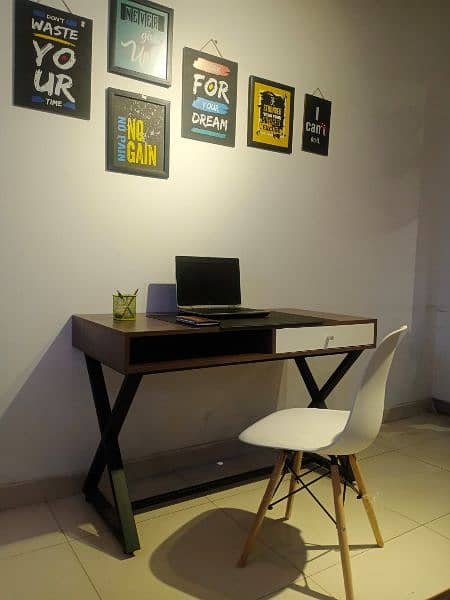 work STATION 2'*4'ft, study Table 1