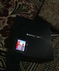 Apple watch series 3 hotsell nike box