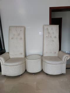 2 Chairs with Coffee Table 0