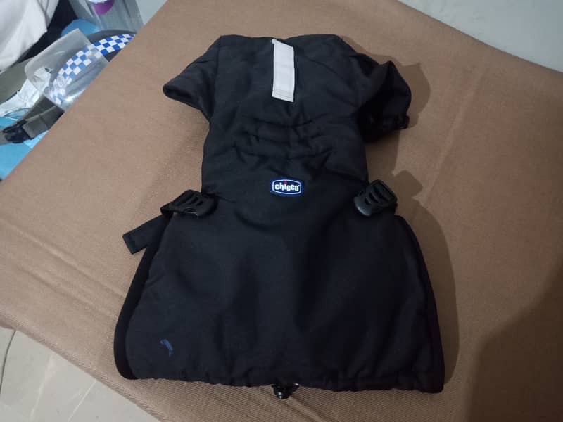 Chicco Easy Fit Baby Carrier in Pakistan 1