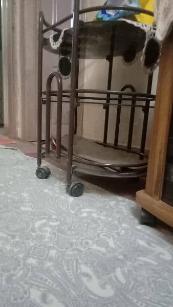 Tea trolley available for Sale 2