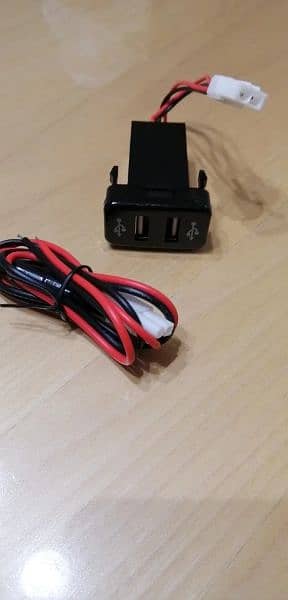 Dual USB Socket Charger / Indash /Dashboard Mount 2 USB Port Fa 13