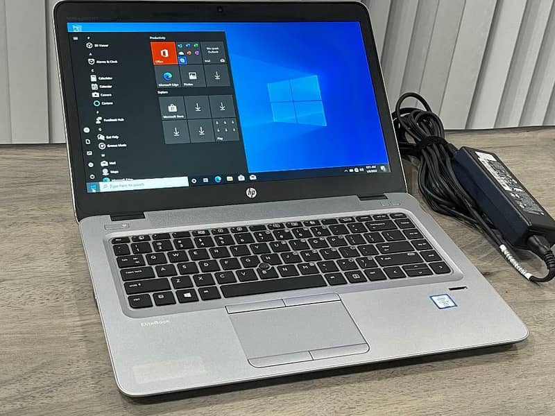 HP EliteBook 840 G4 Core i5 7th Gen, 8GB, 256GB SSD, 14″ HD LED 1