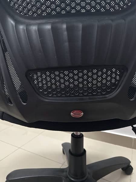 office Chair -Slightly Used - Boss Chair - Extreme Comfort 4