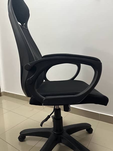 office Chair -Slightly Used - Boss Chair - Extreme Comfort 3
