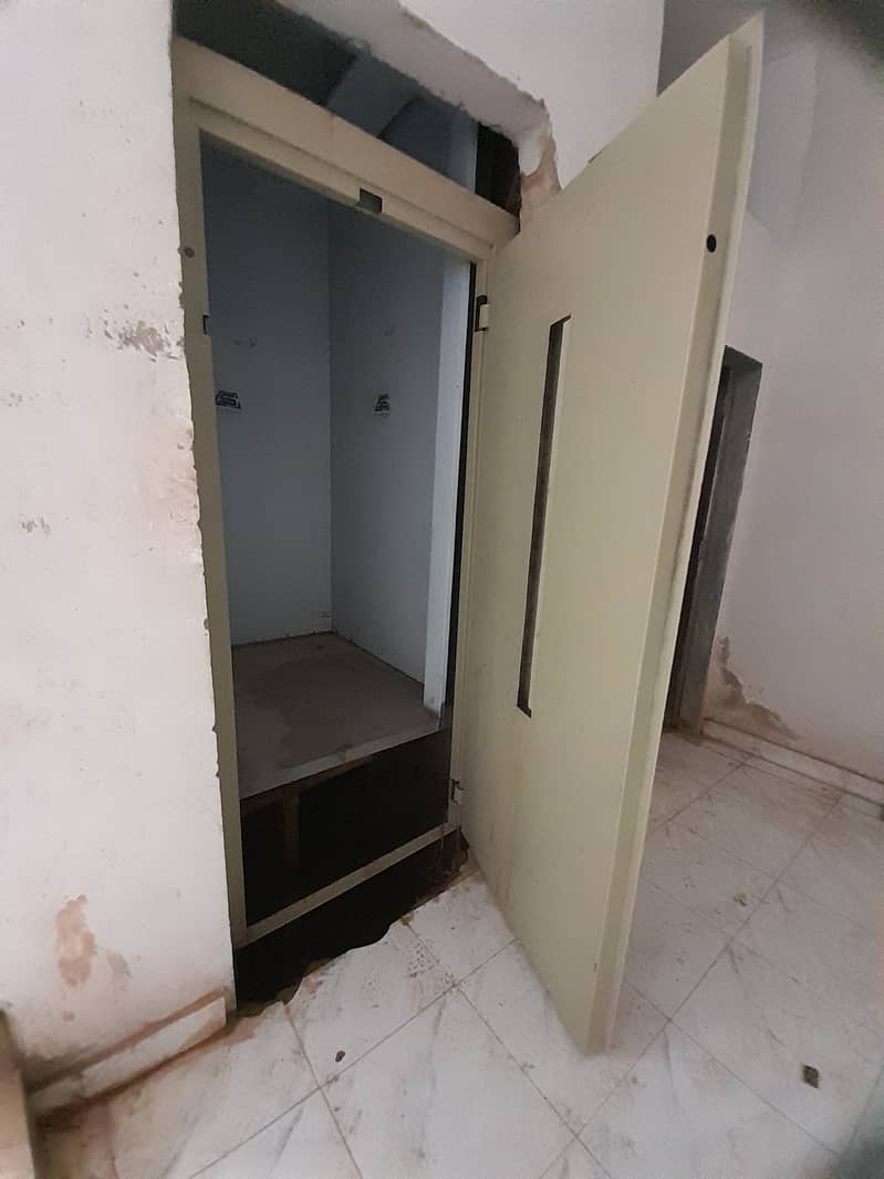Daniyal elevators lift installation & maintenance 2