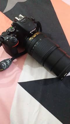 Nikon DSLR D5500 Digital Camera with Lens 140 mm