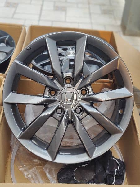 New Civic X Facelift 16 inch Rims 3