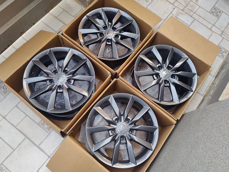 New Civic X Facelift 16 inch Rims 6