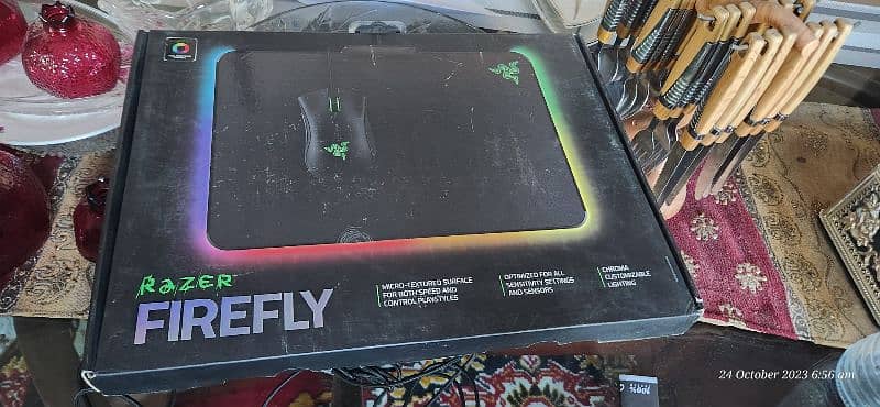 Razer firefly mousepad and razer deathadder essential 1