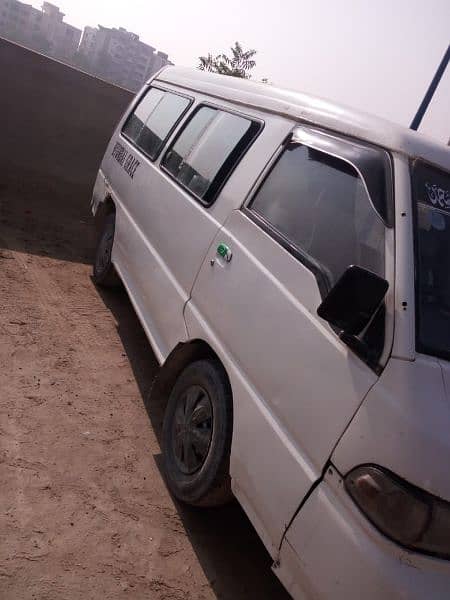 Hundaye grace lucky van for sale 8