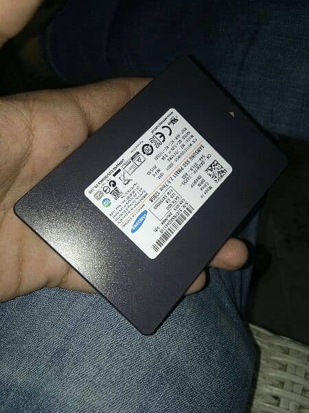 SSD Hard disk for computer and laptops 2