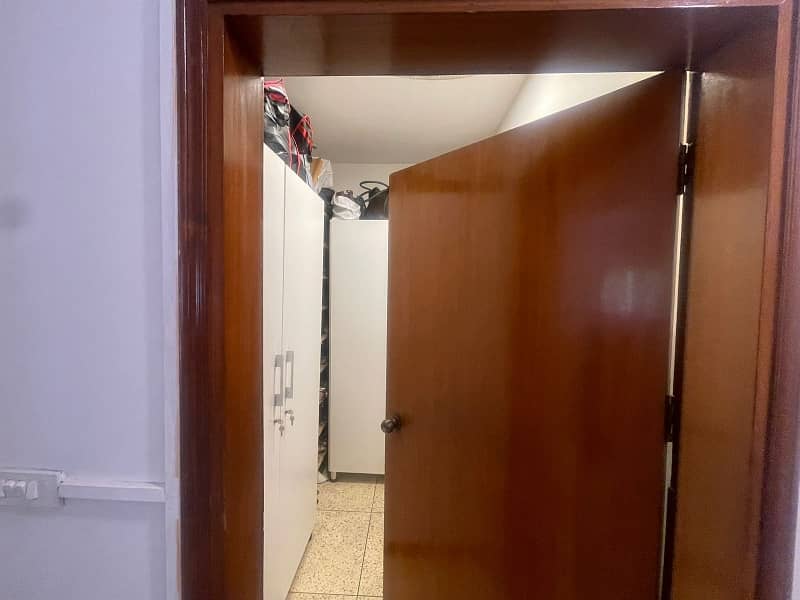 Prime Location 2100 Square Feet Flat In Beautiful Location Of Bath