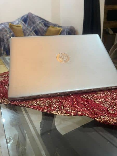 hp 440 G5 Metal design i5 8th Generation 2