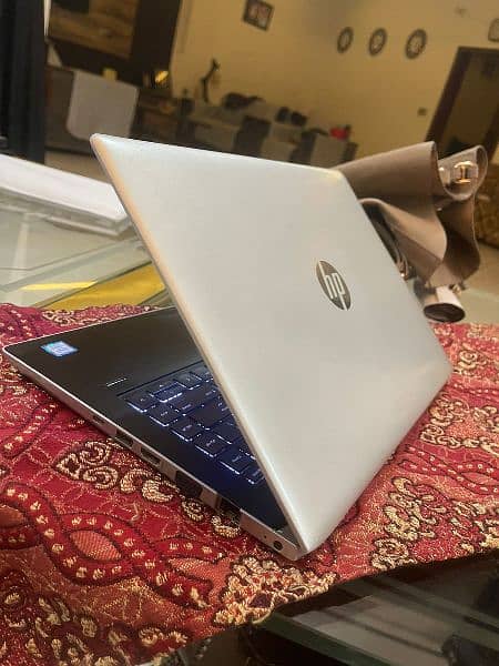 hp 440 G5 Metal design i5 8th Generation 3