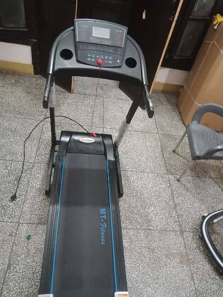 Treadmill for sale (Almost new) 1