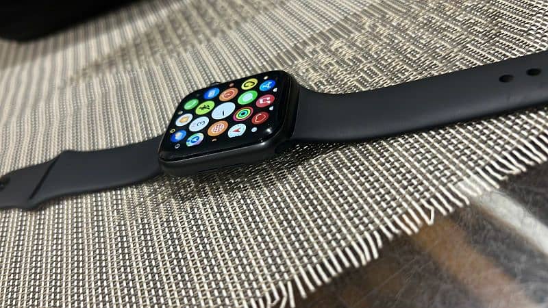 Iphone watch olx on sale karachi