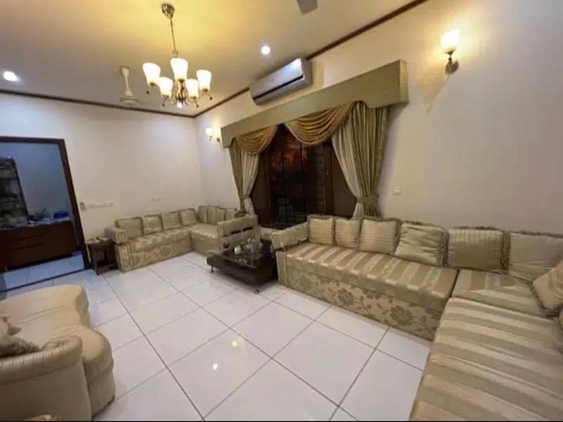 15 SEATER SOFA SET DEWAN WITH CENTER TABLE 8