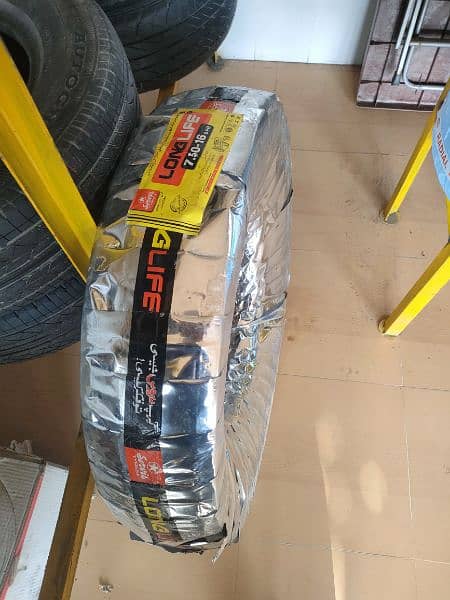 2 TIRES 2TUBES 7.50-16 8PR Service Tyres new brand new condition 1