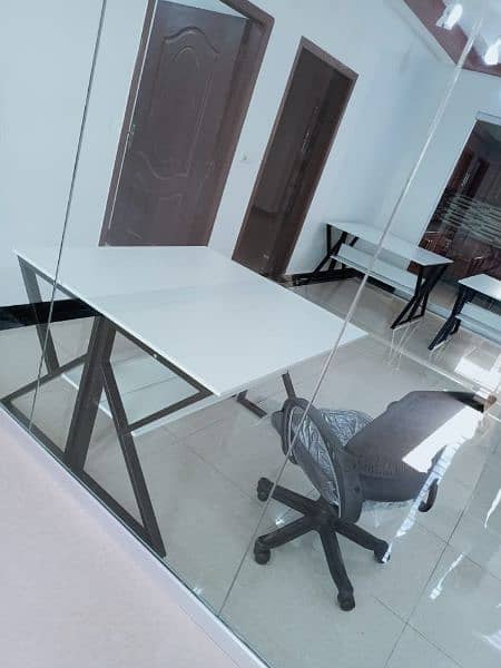 Computer Table. Study Table. Workstation for Home and Office. 10