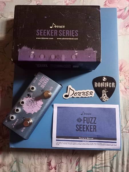 Donner Fuzz Seeker Guitar and Bass Effect Pedal (IMPORTED) 2