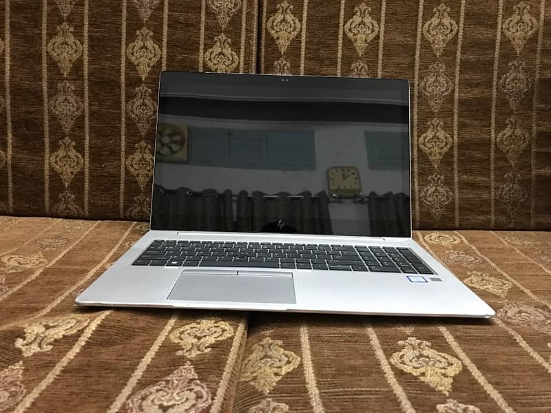 HP 850 Core i7 Touch screen 16GB ram 512 ssd 3