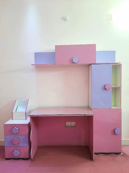 Girls' bedroom full furniture set 1