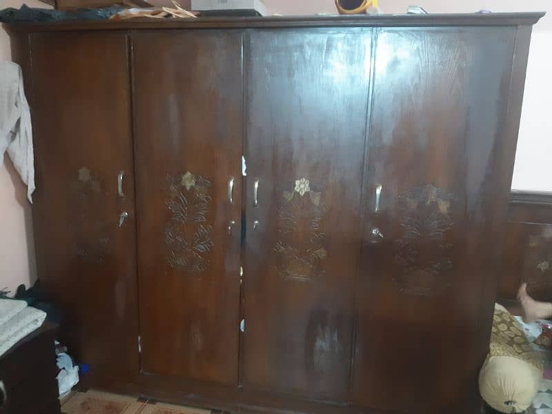 urgent sale Beds 1080558067