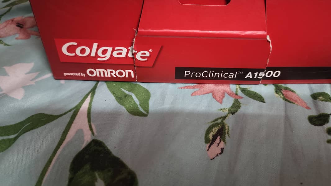Colgate Omron Proclinical A1500 Box packed electric toothbrush 0